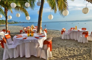 Latino wedding on caribbean beach